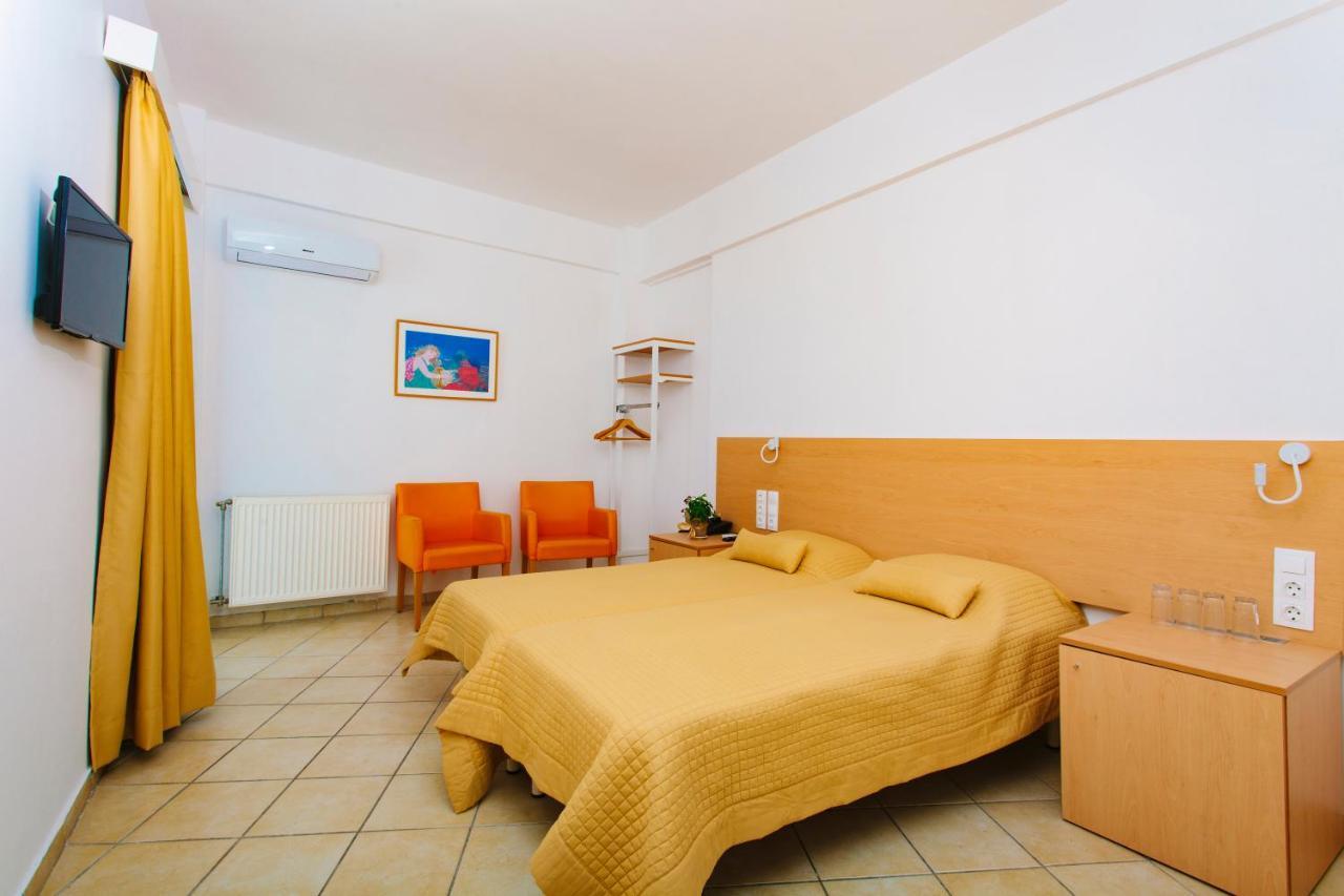 Hotel Sissy Kamena Vourla Extérieur photo