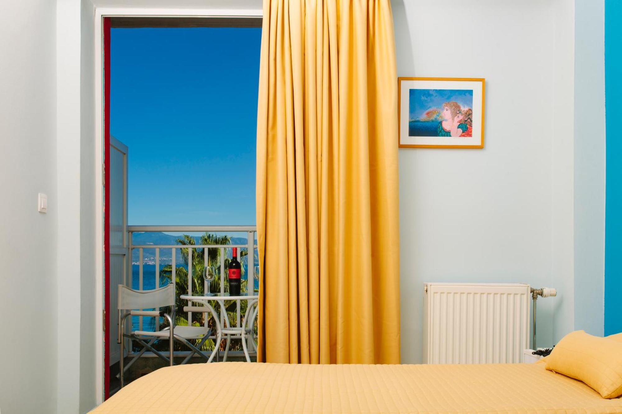 Hotel Sissy Kamena Vourla Extérieur photo